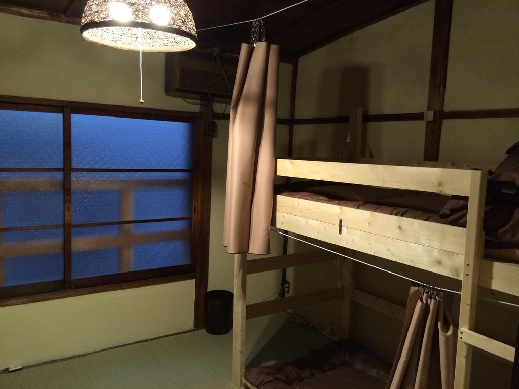 Guesthouse Sunanoshiro Osaka Room photo